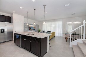 Sun Traveler @ Solterra By Shine Villas #113 5 Bedroom Townhouse