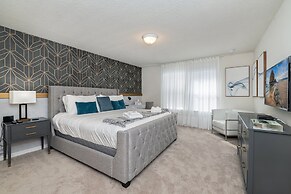 Sun Traveler @ Solterra By Shine Villas #113 5 Bedroom Townhouse