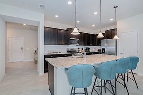 Sun Traveler @ Solterra By Shine Villas #113 5 Bedroom Townhouse