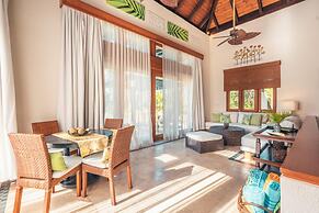 Cozy Bungallow With Pool at Green Village AA3