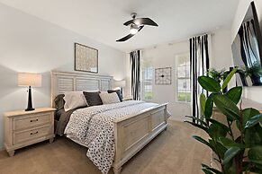 Monterey Bay At Solara By Shine Villas #712 7 Bedroom Villa