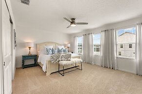 Monterey Bay At Solara By Shine Villas #712 7 Bedroom Villa