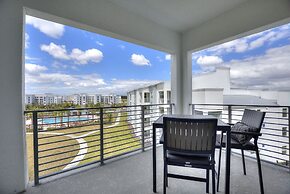 Mad Hatter @ Storey Lake By Shine Villas. 827 2 Bedroom Apts