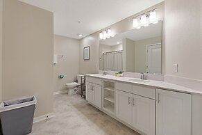 Triple Header @ Storey Lake By Shine Villas 3 Bedroom Apts