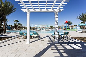 Pink Oasis @ Windsor Westside By Shine Villas #114 6 Bedroom Villa