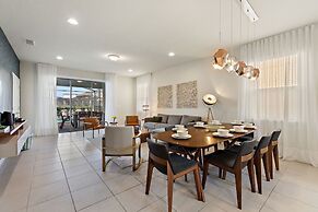 Pink Oasis @ Windsor Westside By Shine Villas #114 6 Bedroom Villa