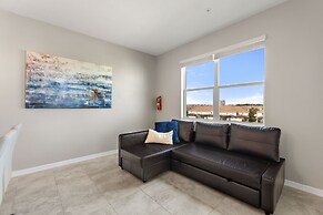 Fireworks @ Night -storey Lake By Shine Villas 709 2 Bedroom Apts