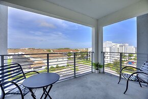 Fireworks @ Night -storey Lake By Shine Villas 709 2 Bedroom Apts