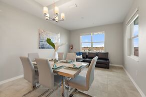 Fireworks @ Night -storey Lake By Shine Villas 709 2 Bedroom Apts