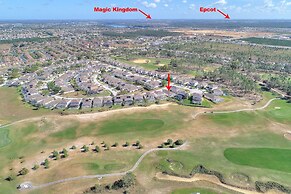 Sun Living: Golf Community, Private Pool 809 4 Bedroom Villa