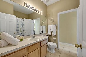 Sun Living: Golf Community, Private Pool 809 4 Bedroom Villa