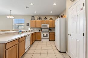 Sun Living: Golf Community, Private Pool 809 4 Bedroom Villa