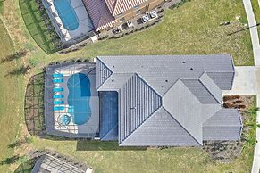 Lake View at Solterra Resort 7 Bedrooms, Sleeps 18 7 Villa