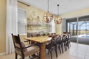 Lake View at Solterra Resort 7 Bedrooms, Sleeps 18 7 Villa