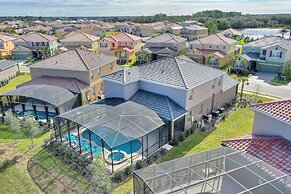 Lake View at Solterra Resort 7 Bedrooms, Sleeps 18 7 Villa