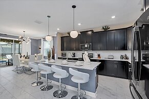 Fantasia @ Storey Lake By Shine Villas â #408 6 Bedroom Villa