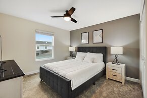 Magic Lily - Storey Lake By Shine Villas #834 4 Bedroom Townhouse
