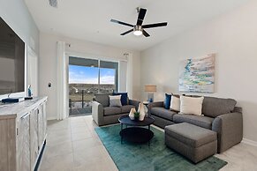 Edgewater Escape At Storey Lake By Shine Villas 2 Bedroom Apts