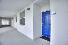 Decadent Penguin - Storey Lake By Shine Villas 704 2 Bedroom Apts