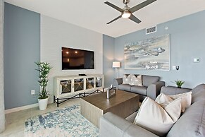 Decadent Penguin - Storey Lake By Shine Villas 704 2 Bedroom Apts