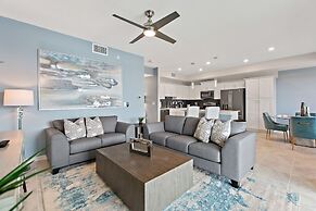 Decadent Penguin - Storey Lake By Shine Villas 704 2 Bedroom Apts