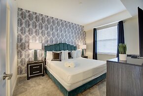 Decadent Penguin - Storey Lake By Shine Villas 704 2 Bedroom Apts