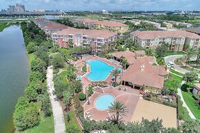 Vista Cay Resort, Next To Universal 821 3 Bedroom Townhouse