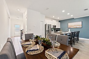 Blue Beach At Storey Lake By Shine Villas #400 4 Bedroom Townhouse