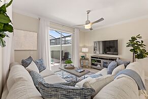 Plush Pelican, At Storey Lake By Shine Villas #839 4 Bedroom Home