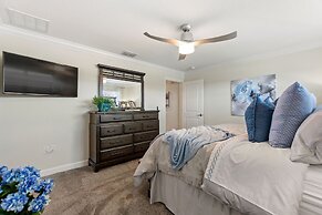 Plush Pelican, At Storey Lake By Shine Villas #839 4 Bedroom Home