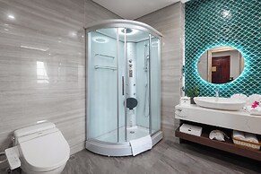 Grand Fleuve Boutique