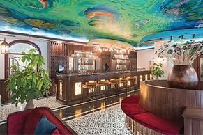 Grand Fleuve Boutique