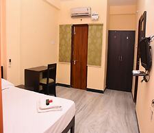 Aishwaryam Deshna Service Apartment