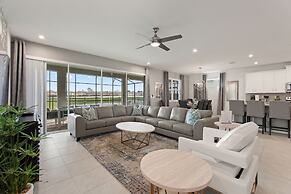 Camp Mickey - Resort Home, Spa, By Shine Villas 8 Bedroom Villa