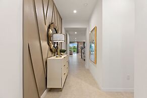 Camp Mickey - Resort Home, Spa, By Shine Villas 8 Bedroom Villa