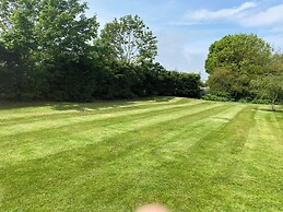 Luxury Dog Friendly Cottage Sleeps 4