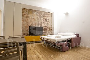 Un nido sull'Arena - Royal Welcome