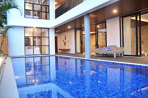 Sunshine City View Villa 6BR wth a private Heated Pool