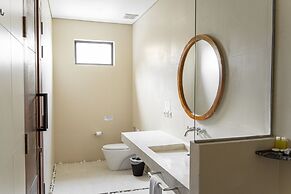 Sunshine City View Villa 6BR wth a private Heated Pool