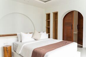 Sunshine City View Villa 6BR wth a private Heated Pool