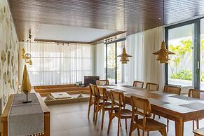 Sunshine City View Villa 6BR wth a private Heated Pool