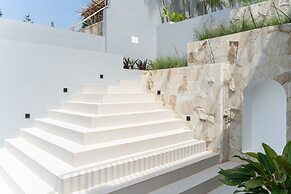 Sunshine City View Villa 6BR wth a private Heated Pool