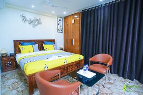 Lime Tree Hotel Near 32nd Milestone