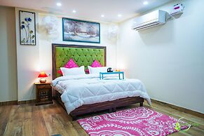 Lime Tree Hotel Near 32nd Milestone