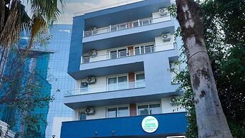 Lime Tree Hotel Near 32nd Milestone