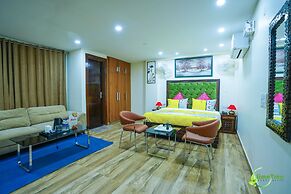 Lime Tree Hotel Near 32nd Milestone