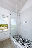 See Sea 2 Bedroom Home