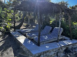 Rocks Retreat 2 Bedroom Home