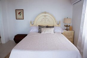 Blue Love Point 5 Bedroom Home