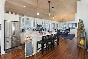 Neptune Cove 5 Bedroom Home